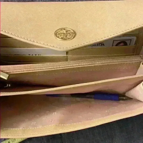 Tory Burch Wallet Compact Purse - Crossbody Bag - Picture 7 of 8